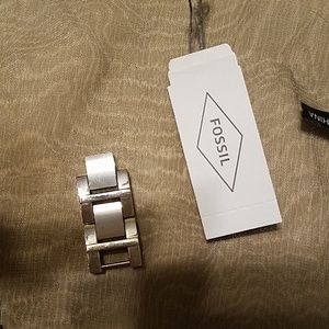 Fossil watch links